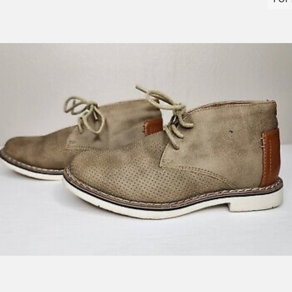 Steve Madden Chukka Boots Shoes Taupe & Brown Boys 13